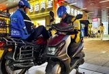 Shipper nhận án tù 3 năm vì giao bưu kiện chứa đầy tiền vàng mà không hề hay biết