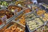 Hà Nội có một hàng cơm “ngon suốt 20 năm” ở khu Kim Liên, giá chỉ từ 7.000 đồng
