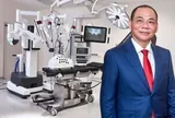 Trước khi thành lập VinSurgical, bệnh viện của tỷ phú Phạm Nhật Vượng đã nhập từ Mỹ những siêu robot phẫu thuật nào? Có loại lần đầu xuất hiện tại Việt Nam