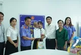 Bé trai 2 tuổi ở TP.HCM bị mẹ và người tình bạo hành dã man được ra viện