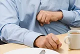 Bỏ qua 2 triệu chứng không đau, người đàn ông 60 tuổi phát hiện ung thư gan giai đoạn cuối