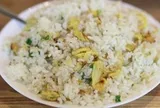 Ăn cơm kiểu này, người đàn ông phải đi cấp cứu, nằm phòng ICU