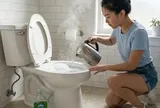 Mẹo thông tắc bồn cầu nhanh bất ngờ