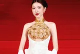 "Em xinh" Lamoon lọt đề cử mỹ nhân đẹp nhất thế giới