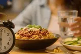 Nghiện ăn đêm khiến cơ thể bật chế độ tích mỡ, bác sĩ chỉ ra 2 món cứu cánh