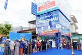 Chạm mốc 2.678 nhà thuốc, Long Châu đưa y tế chất lượng chăm sóc triệu gia đình