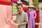 Người đứng sau những hoa văn tinh xảo của lụa Vạn Phúc