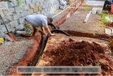 Vừa mua nhà mới, người đàn ông đào móng rồi chết lặng trước thứ nằm dưới nền đất: Giá trị hơn 20 tỷ đồng