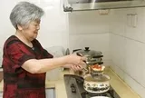 Người phụ nữ 60 tuổi nấu ăn dùng mỡ lợn mỗi ngày suốt 3 năm, khám sức khỏe xong bác sĩ bất ngờ hỏi: "Chị đã làm gì?"
