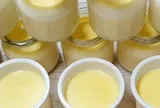 Ăn sữa chua bao năm toàn đổ bỏ lớp nước phía trên, chuyên gia nói thẳng: "Bạn đang lãng phí"