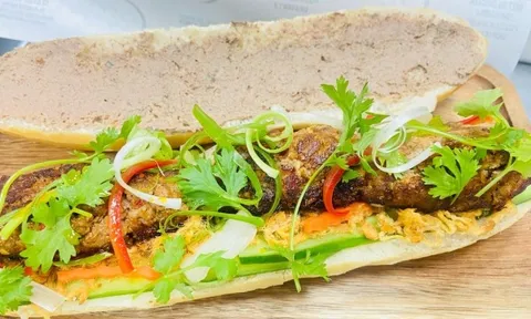 Bánh mì cừu - món Việt chinh phục khách Trung Đông