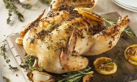 Đầu bếp chuyên nghiệp chỉ ra lỗi sai thường gặp nhất khi nấu thịt gà khiến thịt vừa khô vừa dai