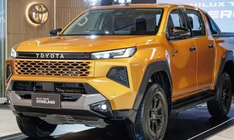 Bảng giá xe Toyota Hilux mới nhất tháng 2/2026 0