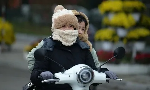 Không khí lạnh cực mạnh bao phủ miền Bắc ngay sát Tết, trời rét buốt đến khi nào?