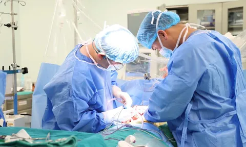 Phòng mổ Bệnh viện 108 sáng đèn ngày 27 Tết, ghép gan cứu người 0