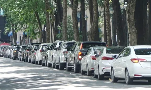 Đi ô tô chúc Tết, đỗ xe thế nào để không bị phạt? 0