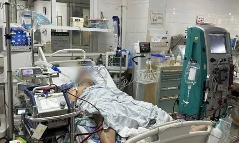 Ngừng tim sau 5 phút nhập viện, người đàn ông 43 tuổi giành lại sự sống nhờ ECMO 0