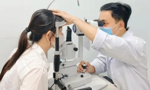 Từ 18 tuổi trở xuống mổ cận thị được hưởng bảo hiểm y tế 0