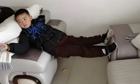 Đừng vội mắng khi con nghịch ngợm, đó có thể là dấu hiệu của một THIÊN TÀI!