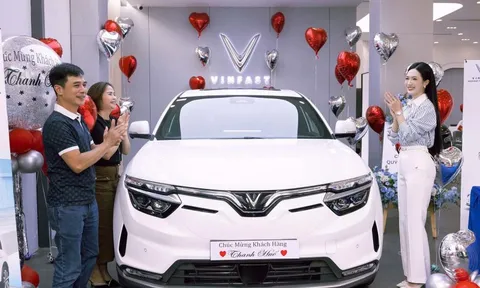 Vingroup khẩn cấp hỗ trợ khách hàng giảm áp lực giá nhiên liệu