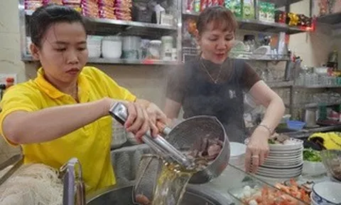 Tết về, thưởng thức đặc sản hủ tiếu Sa Đéc gây thương nhớ