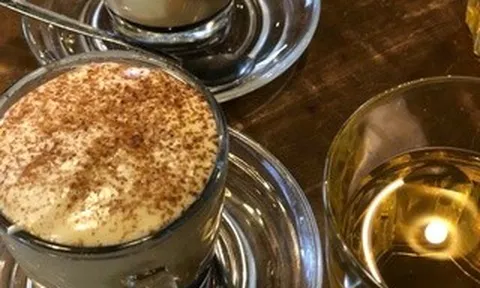 Đen, đá, sữa, bạc xỉu hay cốt dừa: Bản giao hưởng của những cái tôi