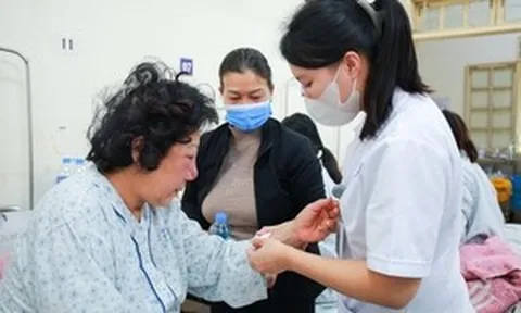 Đề xuất từ năm 2026 khám sức khỏe định kỳ miễn phí cho người yếu thế