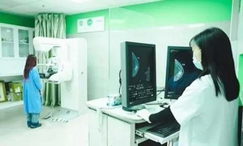 Phát hiện mắc ung thư dù trước đó vẫn 'ăn ngon, ngủ kỹ, không đau đớn'