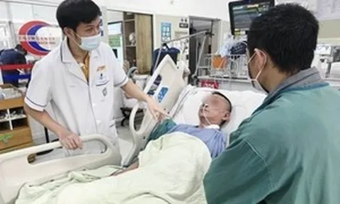 Ngừng tim khi đang ngồi chờ kết quả xét nghiệm