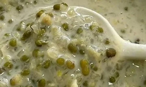 Đậu xanh lại một lần nữa gây chú ý! Chuyên gia độc chất gửi 4 lời cảnh báo khi ăn