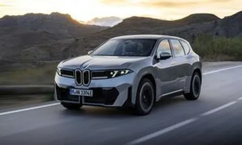 BMW iX3 giành cú đúp giải thưởng xe thế giới 2026