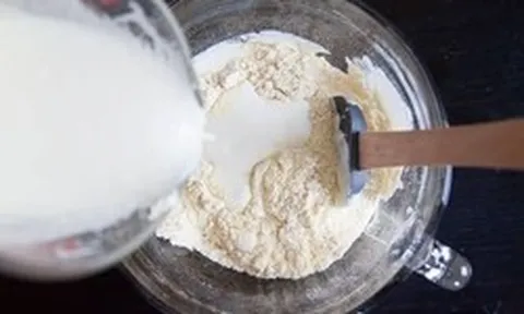 4 thực phẩm màu trắng là "vua phá hoại" đối với mạch máu, bác sĩ Nhật nói thẳng: Mê mấy cũng phải "giữ miệng"