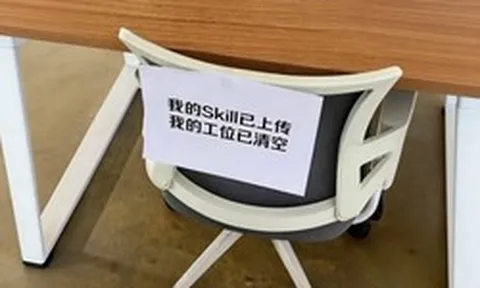 "Ác mộng" AI chốn công sở tại Trung Quốc: Sếp âm thầm tạo bản sao của nhân viên, nhân viên dùng AI "hạ độc" công ty trước khi bị thay thế