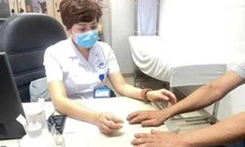 Nắng nóng mới chớm, 1 nhóm bệnh đã tăng vọt 20%: Bác sĩ cảnh báo điều nhiều người đang chủ quan