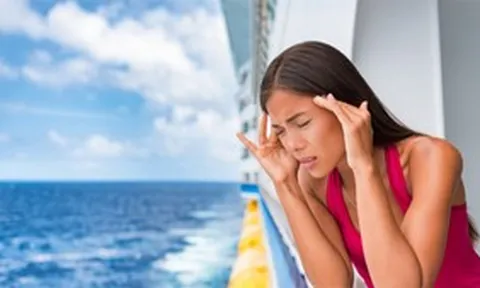 Đi du lịch bằng tàu thuyền, hãy lưu các mẹo chống say sóng đơn giản này
