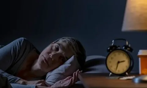 Vì sao bạn thường tỉnh giấc lúc 3 giờ sáng với cảm giác lo lắng?
