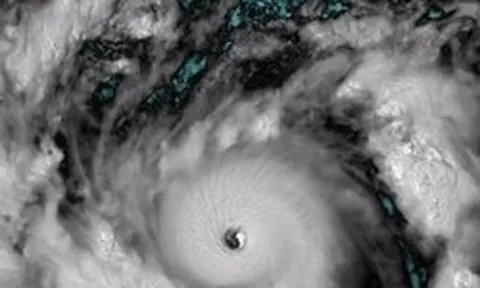 Ngoài khơi Philippines xuất hiện siêu bão