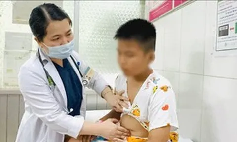 Hơn 200 học sinh Trường TH Bình Quới Tây ngộ độc: Thông tin mới nhất