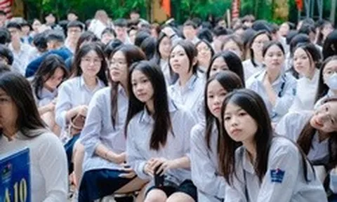 Công bố 12 nhóm ngành "hút" thí sinh nhất 2025: Kinh doanh - quản lý áp đảo, nhóm Sư phạm tăng mạnh