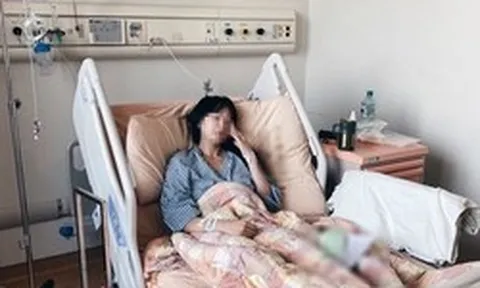 Người phụ nữ 40 tuổi không hút thuốc, uống rượu vẫn mắc ung thư vì uống 3 loại nước nhiều người tưởng "đại bổ"