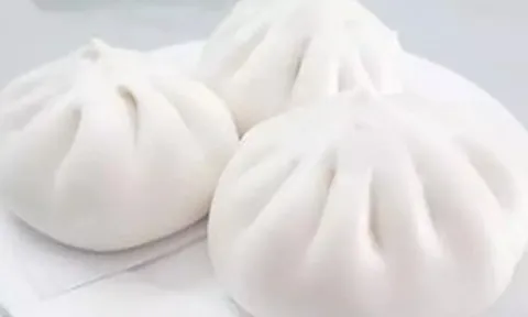 46 học sinh nghi ngộ độc sau khi ăn bánh bao miễn phí