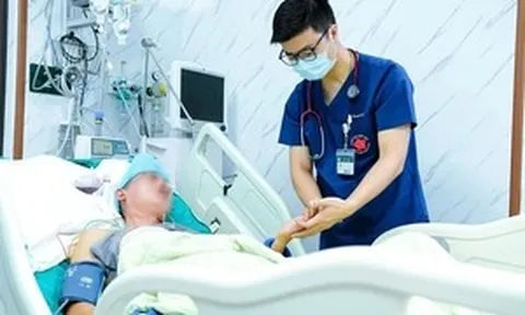 Đi nắng về tắm ngay - thói quen 'tử thần' khiến nhiều người đột quỵ