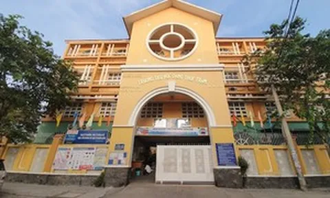 Số học sinh nghi ngộ độc ở trường tiểu học tại TP.HCM tăng lên 46