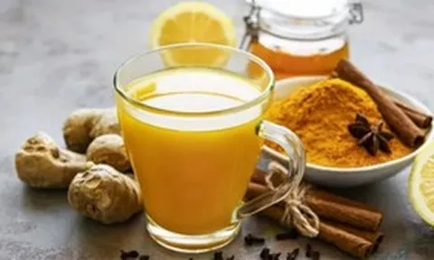 Cách uống tinh bột nghệ giúp da sáng hồng, mịn màng