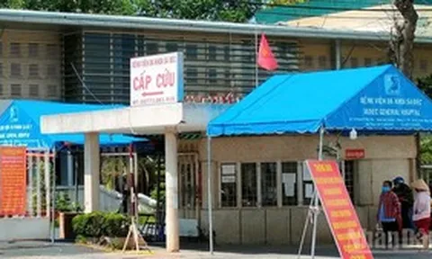 25 học sinh ở Đồng Tháp nhập viện nghi ngộ độc sau bữa ăn bán trú tại trường