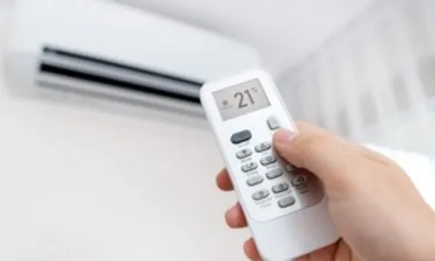 Nên bật điều hòa chế độ Cool hay Fan khi trời nắng nóng?
