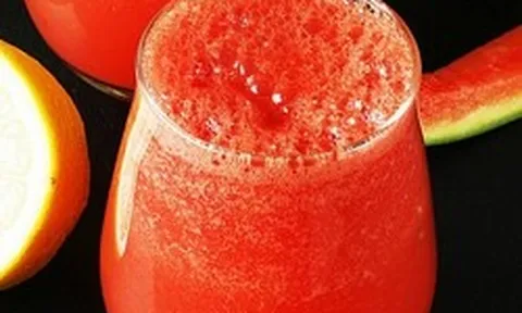Việt Nam có 1 loại quả "kem chống nắng tự nhiên" vừa sạch vừa ngon: Biết dùng còn chữa say nắng, phòng ung thư và cực bổ máu