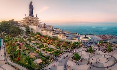 Tây Ninh chưa thống nhất đề xuất nâng phí tham quan núi Bà Đen