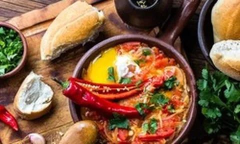 Tưởng đồ cay là "kẻ thù số 1" của dạ dày, ai ngờ 2 thực phẩm quen mặt này mới thực sự đáng sợ