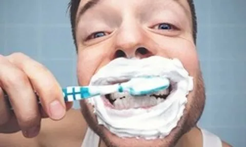 Lời khuyên cho những người chỉ đánh răng buổi sáng và buổi tối